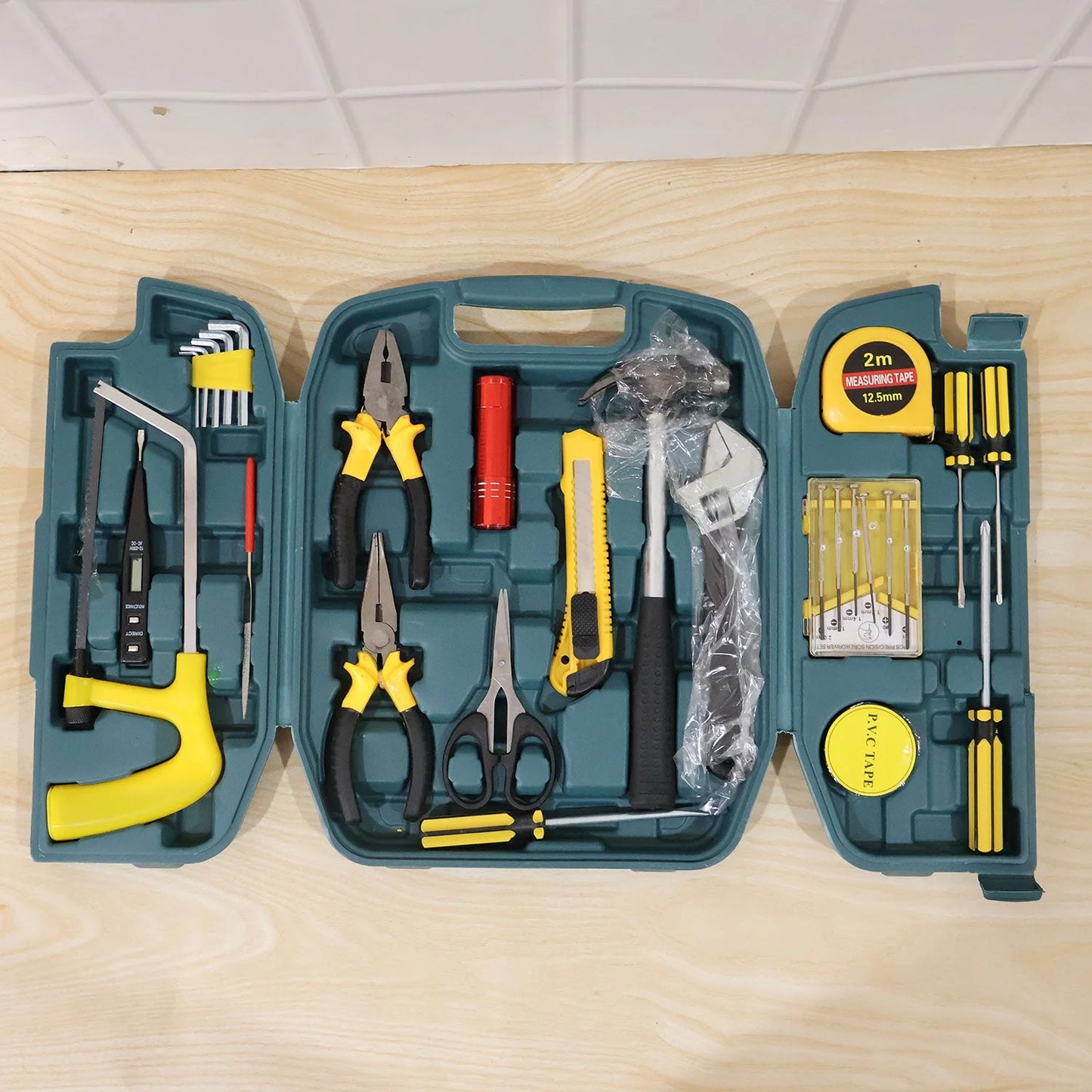 Multi Purpose Hand Tool Kit Set With Carry Case For Home Repair (1 Set)