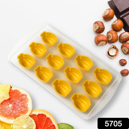 Silicone Fruit-Shaped Ice Cube Tray - Creative Multi-Design Freezer Mold (1 Pc)