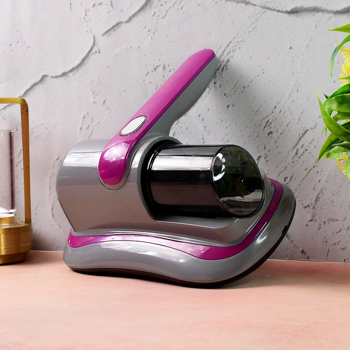 Low Noise Vacuum Cleaner for Bed